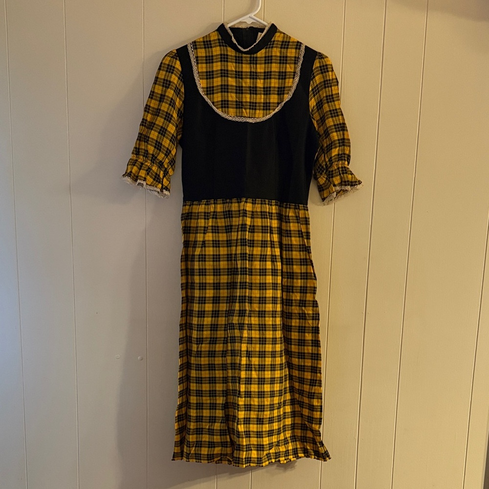 True VINTAGE Plaid Yellow and Black Dress
